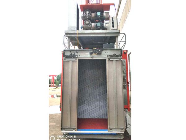 煙囪電梯、升降梯